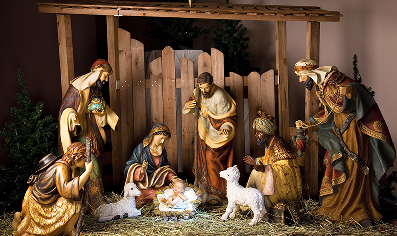 Oración de la familia ante el Nacimiento en la Nochebuena